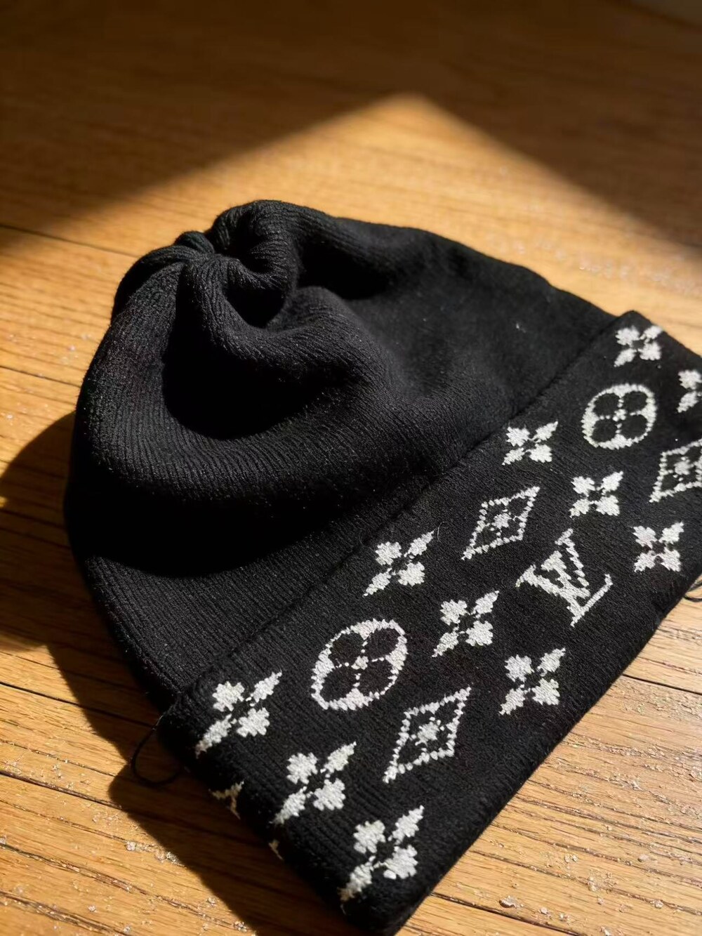 Louis Vuitton Monogram Knit Beanie - Picture 2 of 4
